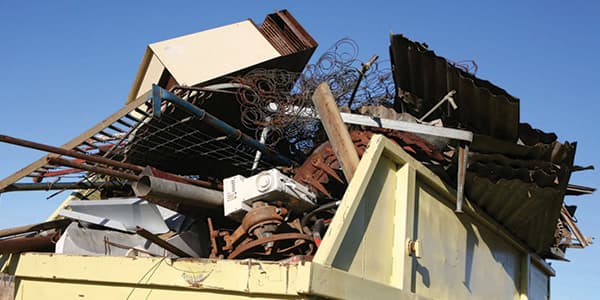 Location benne encombrants à Hyères